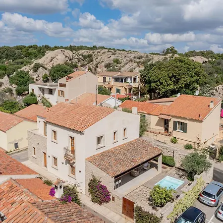 Villa Dell'800 Con Jacuzzi Privata - *